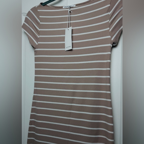 Chic Striped Tan and White Midi Dress - Picture 2 of 5